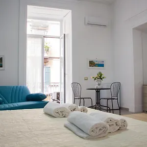 Bed & Breakfast Donna Laura, Napoli